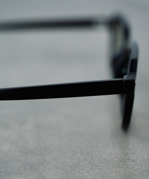 SHENERY（シーナリー）の「スクエアフレームサングラウス（サングラス・レディース・ブラウン/ブラック・FREE）」の10枚目の写真