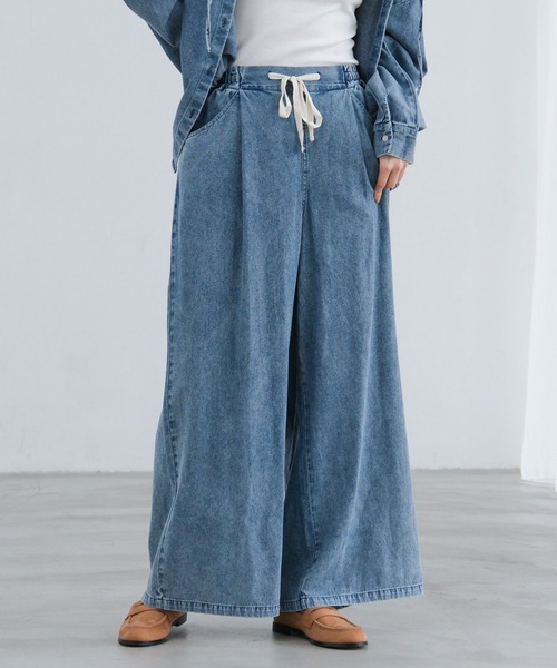 LAKOLE（ラコレ）の「イージーワイドデニム / 654276（デニムパンツ・レディース・ベージュ/ブラック/ライトブルー・LARGE/MEDIUM）」の3枚目の写真