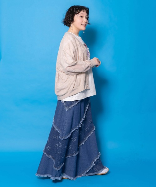 ScoLar(スカラー)の「161654:蝶刺繍or配色 スパイラル切替フリンジデニムスカート(デニムスカート・レディース・ネイビー/ブルー・M)」の3枚目の写真