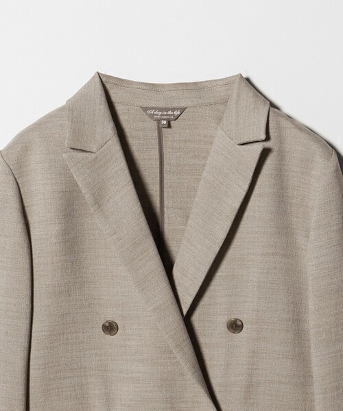 A DAY IN THE LIFE UNITED ARROWS(アデイインザライフユナイテッドアローズ)の「スラブツイル 4ボタン ダブルジャケット ‐セットアップ対応・マシンウォッシャブル‐ <A DAY IN THE LIFE>(テーラードジャケット・レディース・ダークグレー/ベージュ/ネイビー/モカ・36/38/40)」の16枚目の写真
