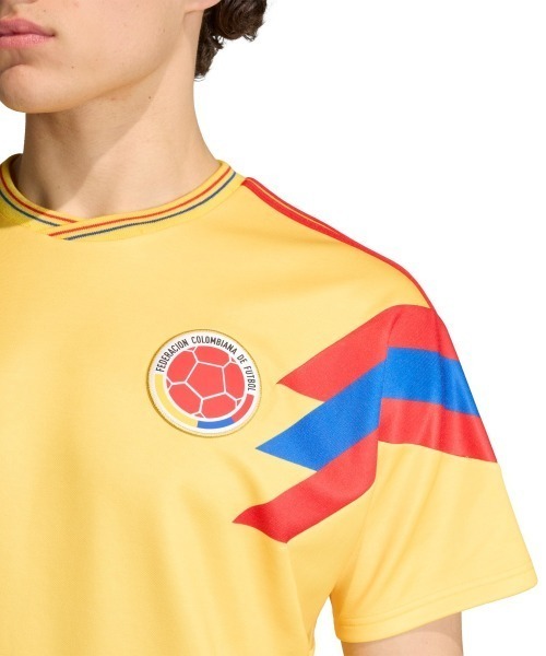 adidas(アディダス)の「adidas originals Colombia National Team 1990 Away Uniform(アディダスオリジナルス コロンビア代表 1990 アウェイ ユニフォーム)(Tシャツ/カットソー・メンズ・イエロー系・SMALL/MEDIUM/X-LARGE/LARGE/XX-LARGE)」の7枚目の写真