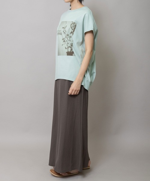 Munich(ミューニック)の「フラワーフォトプリントTシャツ(Tシャツ/カットソー・レディース・ミント/ダークベージュ/ホワイト・FREE)」の8枚目の写真