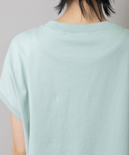 Munich(ミューニック)の「フラワーフォトプリントTシャツ(Tシャツ/カットソー・レディース・ミント/ダークベージュ/ホワイト・FREE)」の13枚目の写真