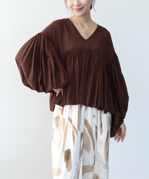 Jines（ジネス）の「コットンボイルボリュームブラウス（シャツ/ブラウス・レディース・ブラック/ホワイト/ブラウン/グリーン・38）」の4枚目の写真