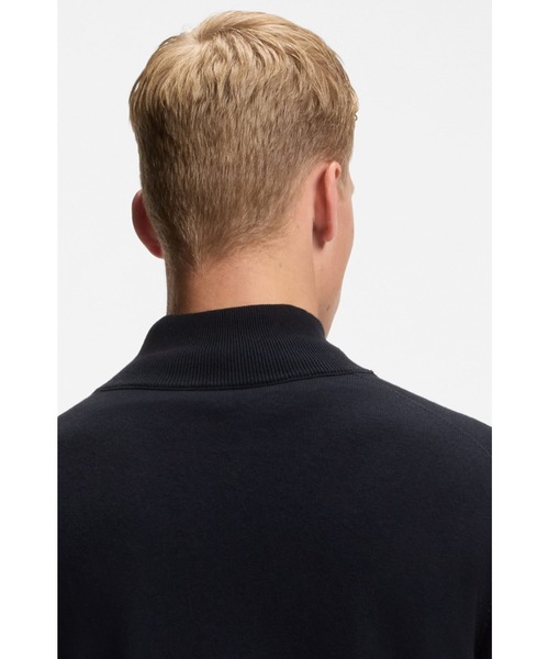 BOSS(ボス)の「【オンライン限定】コットン/カシミア ニットジャケット ロゴパッチ(ブルゾン・メンズ・ダークブルー・XXL/L/M/XL/S)」の3枚目の写真