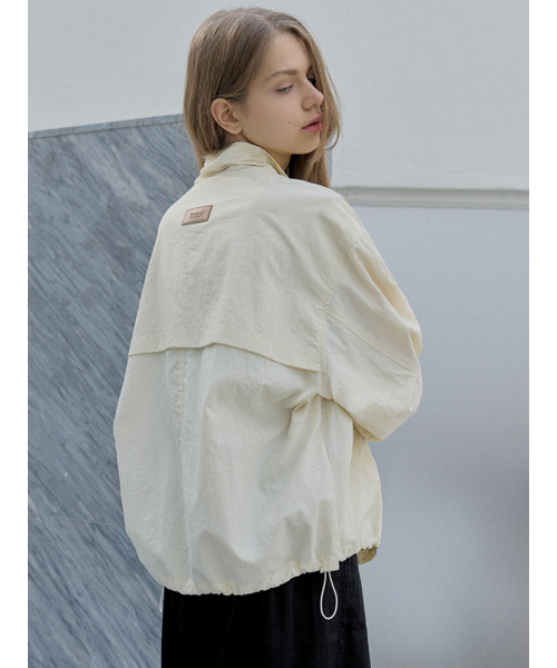 AVANT-G(アバン)の「Nylon Windbreakert Jumper - CREAM(ナイロンジャケット・レディース・その他・FREE)」の3枚目の写真