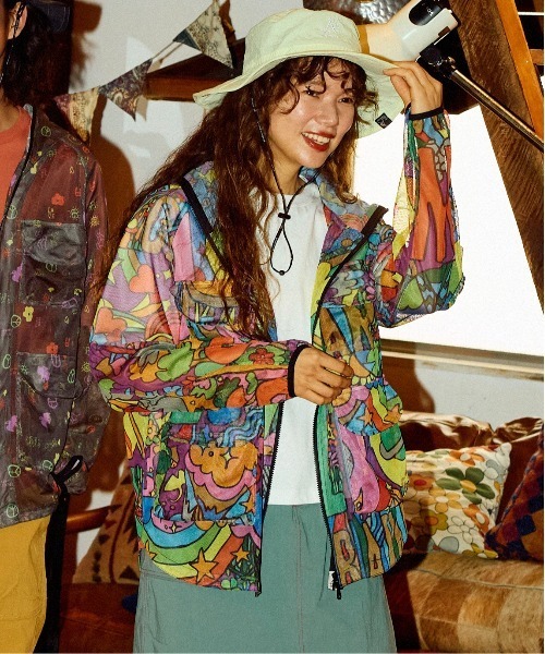 go slow caravan(ゴースローキャラバン)の「総柄プリント メッシュ防蚊加工 パーカーJKT(パーカー・メンズ・パープル系その他/その他1・X-LARGE/LARGE/MEDIUM)」の1枚目の写真