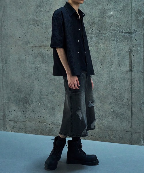 LANDNESS(ランドネス)の「【LANDNESS/ランドネス】VINTAGE DISTRESSED WIDE DENIM HALF PANTS/ヴィンテージダメージワイドデニムハーフパンツ(デニムパンツ・メンズ・インディゴブルー/ブラック・L/M/S)」の5枚目の写真