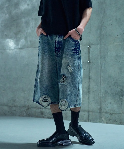 LANDNESS(ランドネス)の「【LANDNESS/ランドネス】VINTAGE DISTRESSED WIDE DENIM HALF PANTS/ヴィンテージダメージワイドデニムハーフパンツ(デニムパンツ・メンズ・インディゴブルー/ブラック・L/M/S)」の8枚目の写真