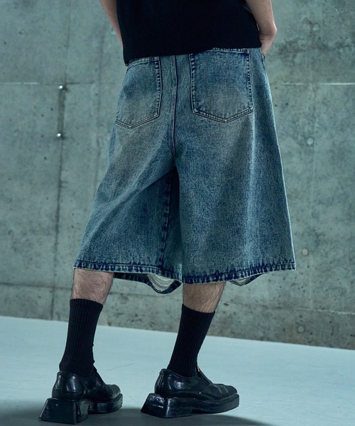 LANDNESS(ランドネス)の「【LANDNESS/ランドネス】VINTAGE DISTRESSED WIDE DENIM HALF PANTS/ヴィンテージダメージワイドデニムハーフパンツ(デニムパンツ・メンズ・インディゴブルー/ブラック・L/M/S)」の13枚目の写真