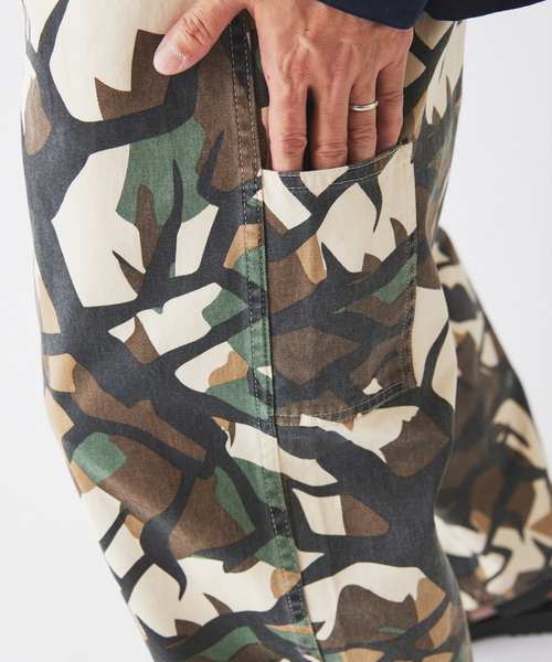 JOURNAL STANDARD relume（ジャーナルスタンダード　レリューム）の「バイオウォッシュ バリアスパターン ペインターパンツ（その他パンツ・メンズ・ベージュ/マスタード/ベージュ系その他/グレー/カーキ/アイボリー・SMALL/LARGE/MEDIUM）」の16枚目の写真