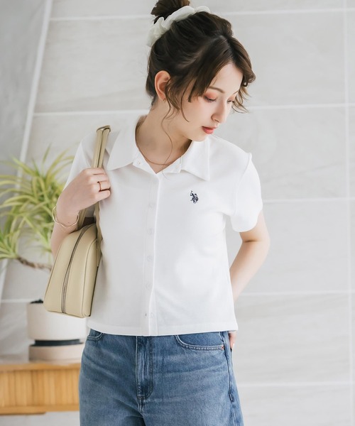 U.S. POLO ASSN.(ユーエスポロアッスン)の「U.S. POLO ASSN. ユーエスポロアッスン W's ショート丈ワンポイントロゴ刺繍スムース半袖シャツ(シャツ/ブラウス・レディース・ベージュ/ブラック×ホワイト/ブラウン/ブラック/オフホワイト・M/L)」の6枚目の写真