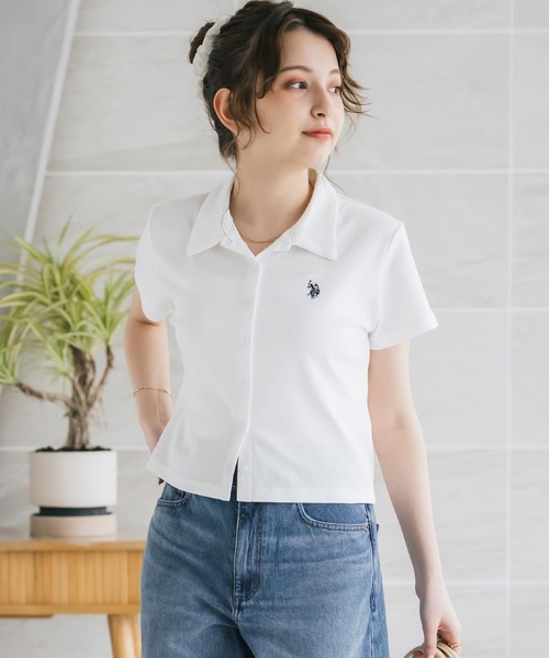 U.S. POLO ASSN.(ユーエスポロアッスン)の「U.S. POLO ASSN. ユーエスポロアッスン W's ショート丈ワンポイントロゴ刺繍スムース半袖シャツ(シャツ/ブラウス・レディース・ベージュ/ブラック×ホワイト/ブラウン/ブラック/オフホワイト・M/L)」の7枚目の写真