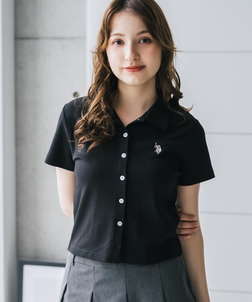 U.S. POLO ASSN.(ユーエスポロアッスン)の「U.S. POLO ASSN. ユーエスポロアッスン W's ショート丈ワンポイントロゴ刺繍スムース半袖シャツ(シャツ/ブラウス・レディース・ベージュ/ブラック×ホワイト/ブラウン/ブラック/オフホワイト・M/L)」の16枚目の写真