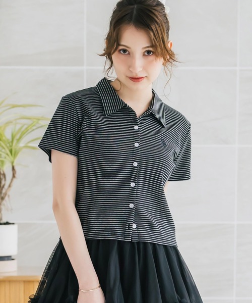 U.S. POLO ASSN.(ユーエスポロアッスン)の「U.S. POLO ASSN. ユーエスポロアッスン W's ショート丈ワンポイントロゴ刺繍スムース半袖シャツ(シャツ/ブラウス・レディース・ベージュ/ブラック×ホワイト/ブラウン/ブラック/オフホワイト・M/L)」の17枚目の写真