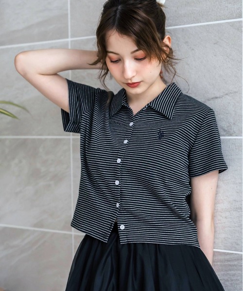 U.S. POLO ASSN.(ユーエスポロアッスン)の「U.S. POLO ASSN. ユーエスポロアッスン W's ショート丈ワンポイントロゴ刺繍スムース半袖シャツ(シャツ/ブラウス・レディース・ベージュ/ブラック×ホワイト/ブラウン/ブラック/オフホワイト・M/L)」の19枚目の写真