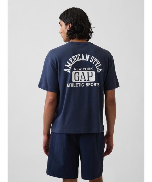 GAP(ギャップ)の「ヘビーウェイト GAPロゴ リラックスフィット クロップドTシャツ(Tシャツ/カットソー・メンズ・ネイビー/ホワイト/レッド/ブルー/ブラック/グリーン・XS/XL/L/M/S)」の4枚目の写真