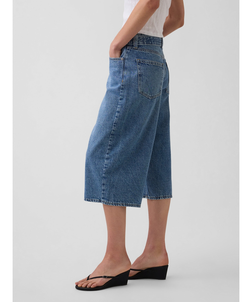 GAP(ギャップ)の「ハイライズ ベルト バレル キュロットデニム(デニムパンツ・レディース・インディゴブルー・26/25/24/30/29/28/27/23)」の4枚目の写真