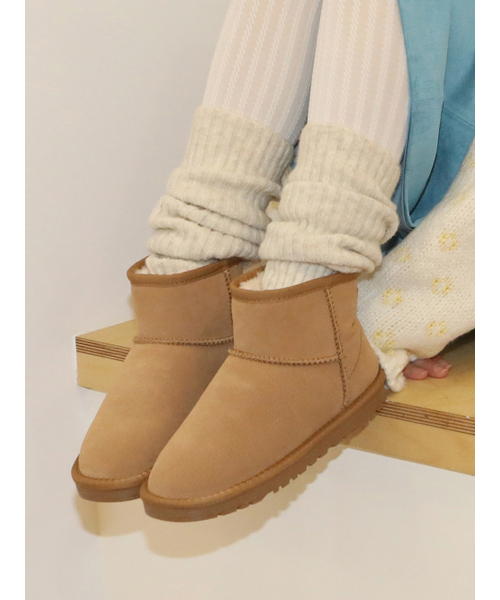 APTO（アプト）の「チャコショート チャコ牛革ショートアグ AHFU001（ブーツ・レディース・キャメル・SMALL/MEDIUM/LARGE）」の3枚目の写真
