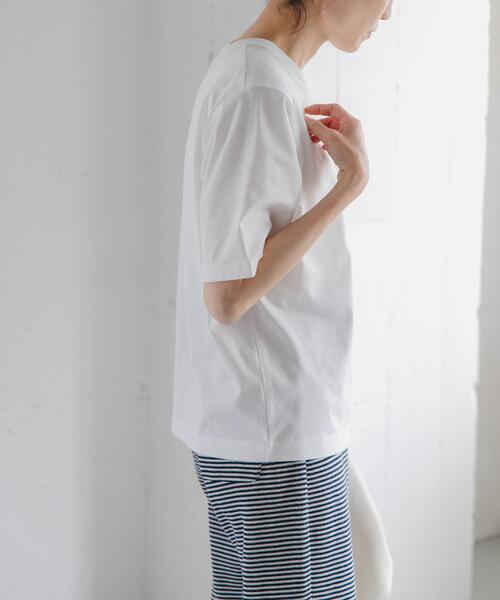 FORK&SPOON(フォークアンドスプーン)の「FORK&SPOON BASIC5/S T-SHIRTS(Tシャツ/カットソー・レディース・パープル/オフホワイト/ブラック/ブラウン・1)」の7枚目の写真
