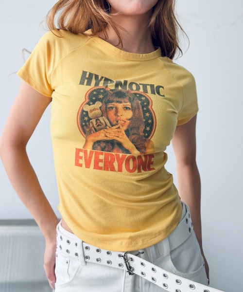 Y2K SYNAPSE FACTORY（ワイツーケー シナプスファクトリー）の「【Y2Kガール】ピタTシャツ（Tシャツ/カットソー・レディース・イエロー/ホワイト・FREE）」の10枚目の写真