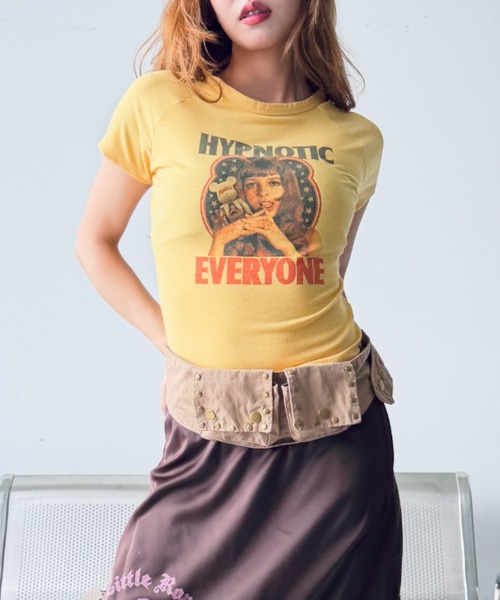 Y2K SYNAPSE FACTORY（ワイツーケー シナプスファクトリー）の「【Y2Kガール】ピタTシャツ（Tシャツ/カットソー・レディース・イエロー/ホワイト・FREE）」の15枚目の写真