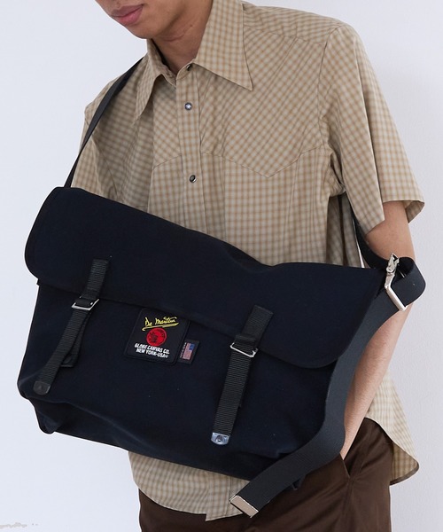 De Martini(ディ マティーニ)の「De Martini MESSENGER V2 (MEDIUM) (DM3601)(ショルダーバッグ・メンズ・ネイビー/ブラック系その他/ブラック・FREE)」の3枚目の写真