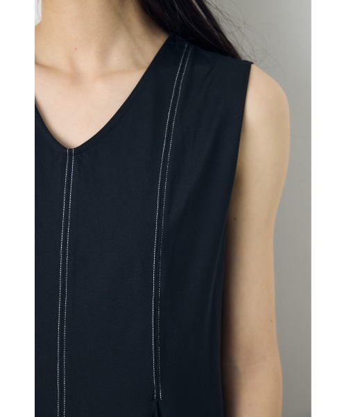 AZUL by moussy(アズールバイマウジー)の「【身長/骨格別着用画像あり】ステッチフレアカットワンピース 春服 夏服 ノースリーブ(ワンピース・レディース・ライトグレー/ブルー/ブラック・MEDIUM/SMALL)」の9枚目の写真