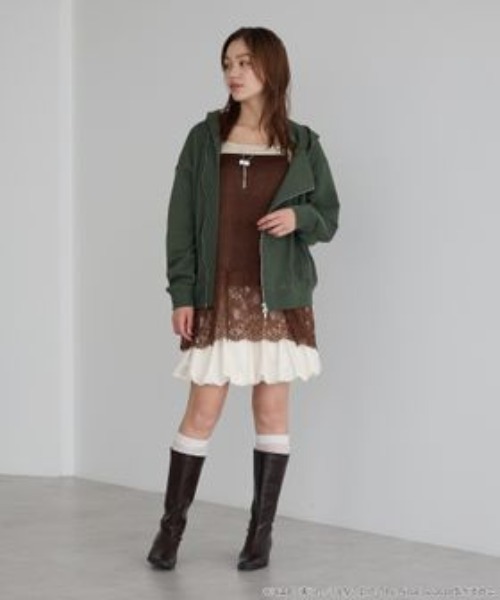 earth music&ecology（アースミュージックアンドエコロジー）の「進撃の巨人 調査兵団イメージ パーカー（パーカー・レディース・グリーン・L/M）」の6枚目の写真