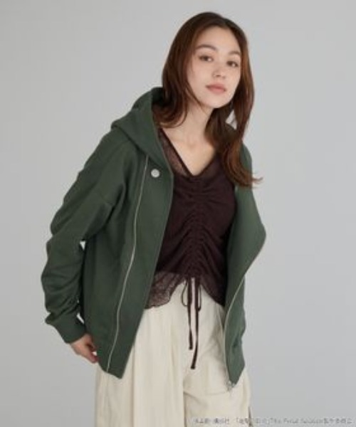 earth music&ecology（アースミュージックアンドエコロジー）の「進撃の巨人 調査兵団イメージ パーカー（パーカー・レディース・グリーン・L/M）」の7枚目の写真