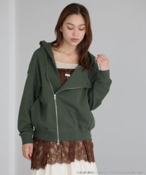 earth music&ecology（アースミュージックアンドエコロジー）の「進撃の巨人 調査兵団イメージ パーカー（パーカー・レディース・グリーン・L/M）」の2枚目の写真