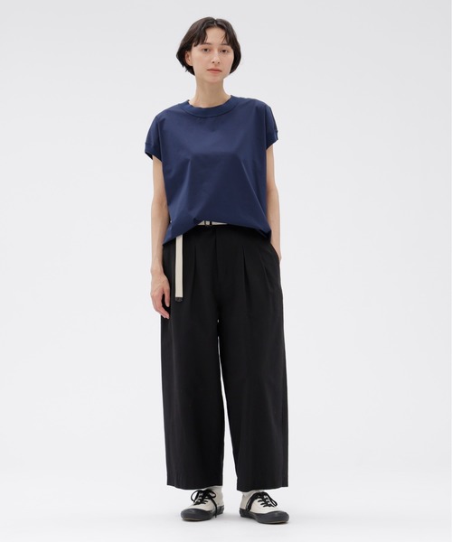 MHL.(エムエイチエル)の「GARMENT DYED COTTON POPLIN(シャツ/ブラウス・レディース・ネイビー/オフホワイト・2/1)」の4枚目の写真