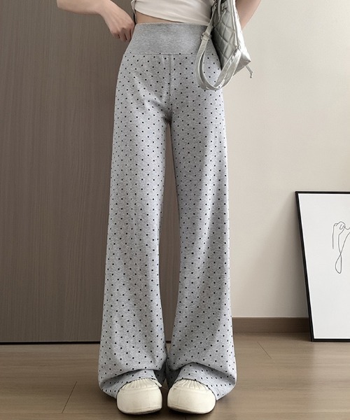 yuue' ( wear )(ユーイ)の「ドット柄ハイウエストセミフレアパンツ(その他パンツ・レディース・グレー/ネイビー/ブラウン・FREE)」の4枚目の写真