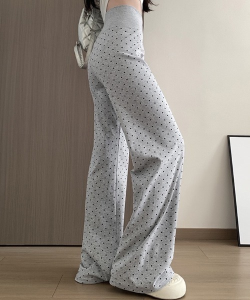 yuue' ( wear )(ユーイ)の「ドット柄ハイウエストセミフレアパンツ(その他パンツ・レディース・グレー/ネイビー/ブラウン・FREE)」の5枚目の写真