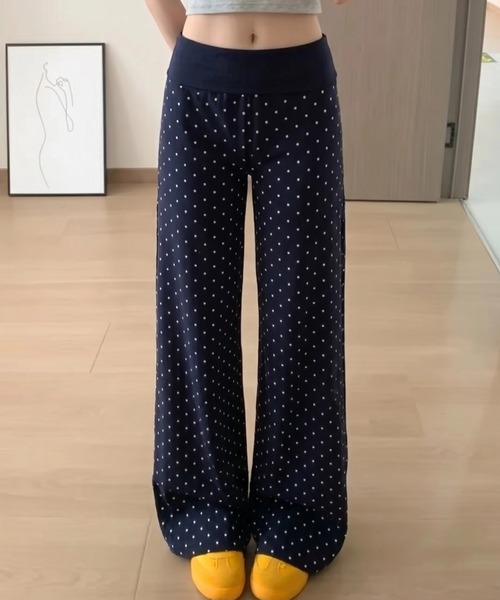 yuue' ( wear )(ユーイ)の「ドット柄ハイウエストセミフレアパンツ(その他パンツ・レディース・グレー/ネイビー/ブラウン・FREE)」の15枚目の写真