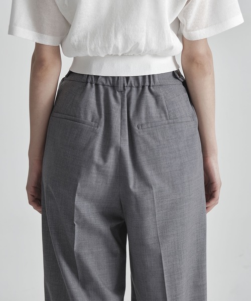 THE TOKYO(ザトウキョウ)の「【THE TOKYO/ザトウキョウ】Front Zip Tuck Pants/SUPER100 サマーウール/フロントジップタックパンツ/ワイドストレートパンツ(その他パンツ・レディース・グレー/ネイビー・1/2)」の4枚目の写真