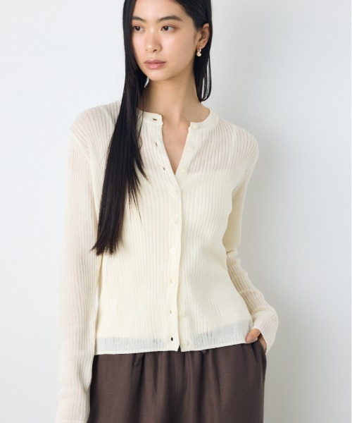 AZUL by moussy(アズールバイマウジー)の「【身長/骨格別着用画像あり】シアーリブ長袖ニットカーディガン 春服 夏服 秋服 シアートップス シアーカーディガン 羽織(カーディガン/ボレロ・レディース・ブラウン/オフホワイト/ブラック/ライトブルー・SMALL/MEDIUM)」の2枚目の写真
