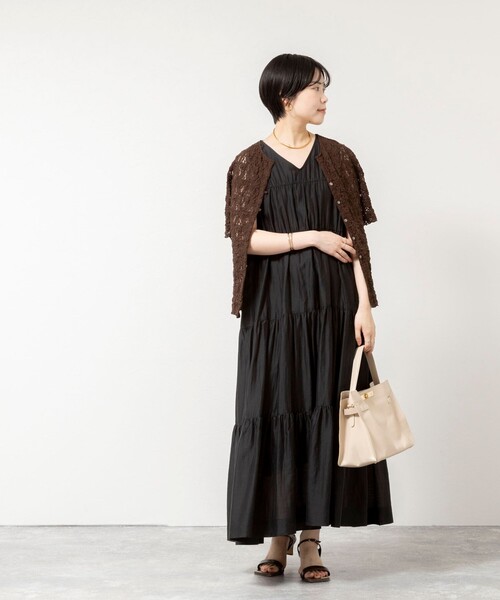 NOLLEY’S Sophi(ノーリーズソフィ)の「【一部WEB限定カラー】ウォッシャブルシアーローンティアード2WAYワンピース(ワンピース・レディース・ブラック/ライトブルー/ダークブラウン・38)」の20枚目の写真