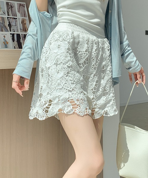 Aelina(エリナ)の「ジャカードパンチングレースショートパンツ(その他パンツ・レディース・ホワイト/ブラック/ベージュ・FREE)」の9枚目の写真