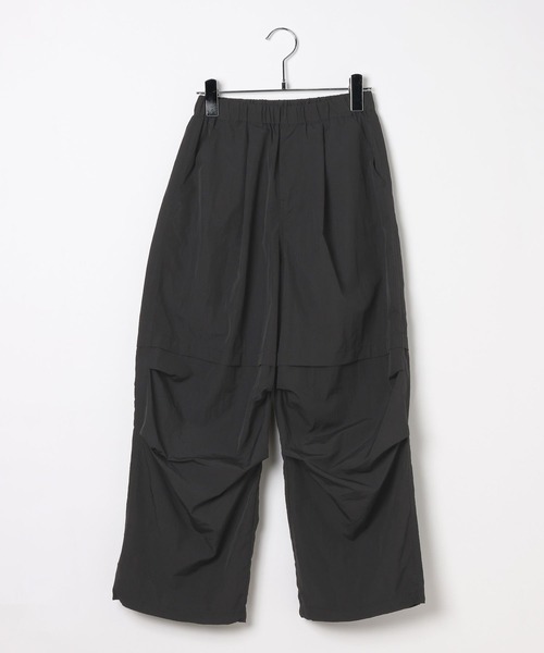 BAYFLOW(ベイフロー)の「ジュニアライン(140~160)【Howdy(ハウディ)】パラシュートパンツ(その他パンツ・キッズ・ブラック/グレイッシュベージュ/ピンク・140cm/160cm/150cm)」の17枚目の写真