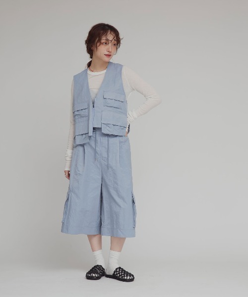 W:Huku（フーク）の「【W:Huku / 撥水 ワッシャーナイロン】フィッシャー ベスト / Washer Nylon Fisher Vest（ベスト・レディース・アイボリー/ブルーグレー/ブラック系その他・FREE）」の6枚目の写真