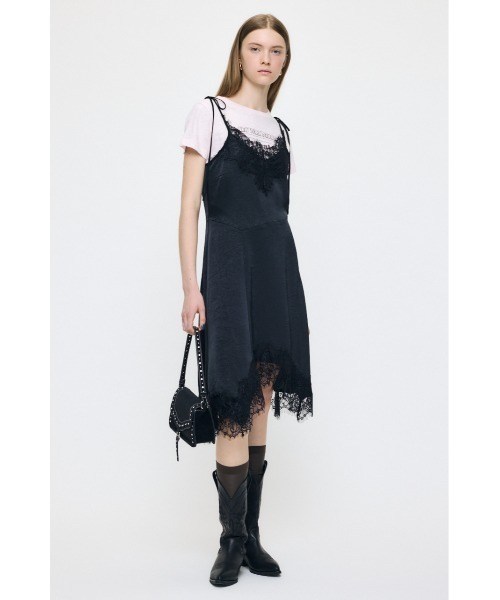 MOUSSY(マウジー)の「【26年AW新作】【展示会人気No.2】ASYMMETRY SATIN ドレス(ワンピース・レディース・ベージュ系その他/ブラック/オフホワイト・FREE)」の9枚目の写真