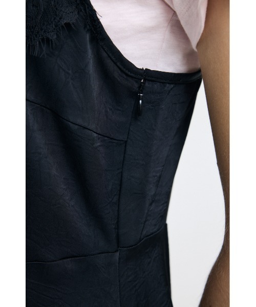 MOUSSY(マウジー)の「【26年AW新作】【展示会人気No.2】ASYMMETRY SATIN ドレス(ワンピース・レディース・ベージュ系その他/ブラック/オフホワイト・FREE)」の15枚目の写真