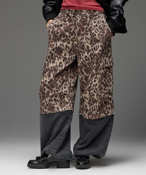X-girl(エックスガール)の「JERSEY MIX 2WAY WIDE LEG CARGO PANTS(カーゴパンツ・レディース・レオパード/カモフラージュ・S/M)」の6枚目の写真