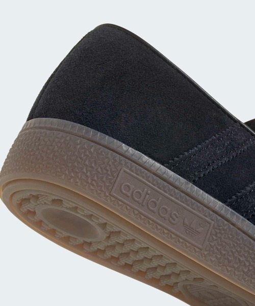 adidas（アディダス）の「HANDBALL SPEZIAL LOAFER / ハンドボール スペツィアル ローファー スニーカー / アディダスオリジナルス adidas Originals（ローファー・レディース・ブラック・30.0cm/22.0cm/22.5cm/23.0cm/23.5cm/24.0cm/30.5cm/31cm/27.5cm/28.0cm/28.5cm/29.0cm/29.5cm/24.5cm/25.0cm/25.5cm/26.0cm/26.5cm/27.0cm）」の2枚目の写真