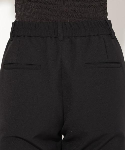 AND COUTURE(アンドクチュール)の「センタースリットストレッチパンツ(その他パンツ・レディース・ブラック/ブラウン・SMALL/MEDIUM)」の8枚目の写真