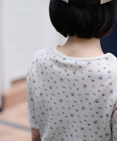 JEMORGAN(ジェーイーモーガン)の「ワッフルフラワー柄 ハーフスリーブヘンリーT(パック入)(Tシャツ/カットソー・レディース・ブラック/ネイビー/パープル/スカイブルー/ピンク・FREE)」の9枚目の写真