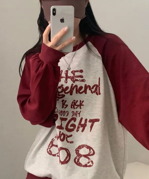VIVID LADY(ビビッドレディー)の「ヴィンテージロゴ 配色ラグラン スウェットトップス(スウェット・レディース・ワイン/ブラウン/ネイビー/ブラック・FREE)」の4枚目の写真
