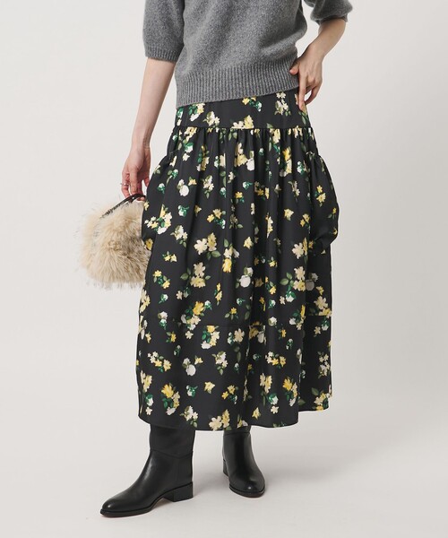 UNITED ARROWS(ユナイテッドアローズ)の「シルクライク ティアード スカート ‐ウォッシャブル‐(スカート・レディース・ネイビー/その他1・36/38)」の3枚目の写真
