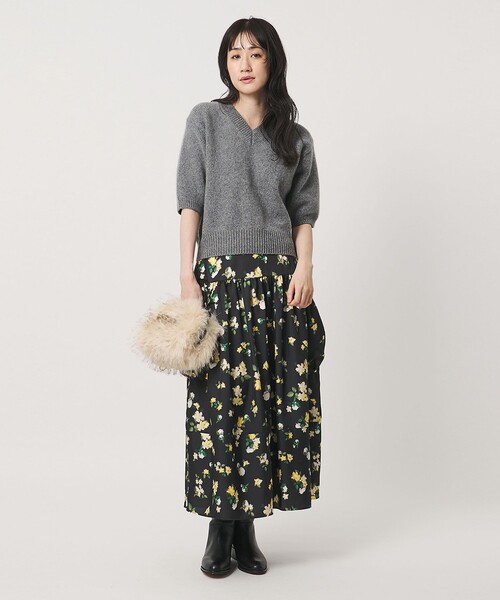 UNITED ARROWS(ユナイテッドアローズ)の「シルクライク ティアード スカート ‐ウォッシャブル‐(スカート・レディース・ネイビー/その他1・36/38)」の4枚目の写真